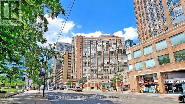 Building Photo - 1055-1055 Bay St.