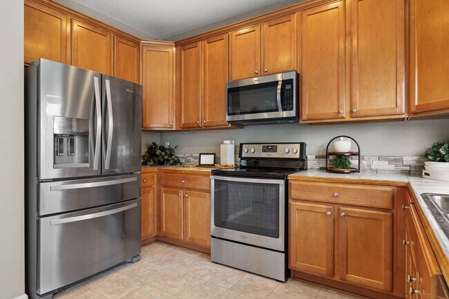 Building Photo - Beautifully Maintained Two-Story Home in a...