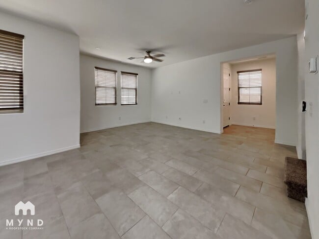 Building Photo - 14238 W Hackamore Dr.