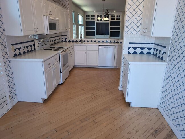 Foto del edificio - 2132 N Canyon Greens Cir