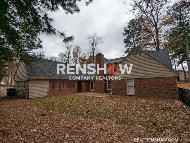 Building Photo - Wonderfully Renovated 5/3.5 Germantown Hom...