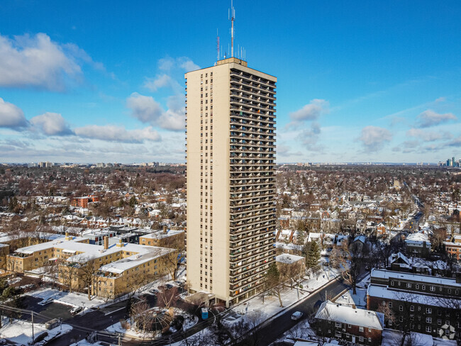 Photo du bâtiment - Parkview Residences