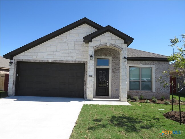 Building Photo - 717 Holstein Dr