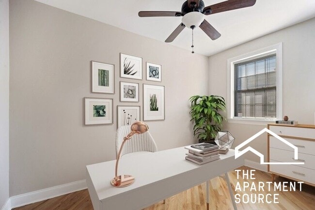 Building Photo - 894 Green Bay Rd