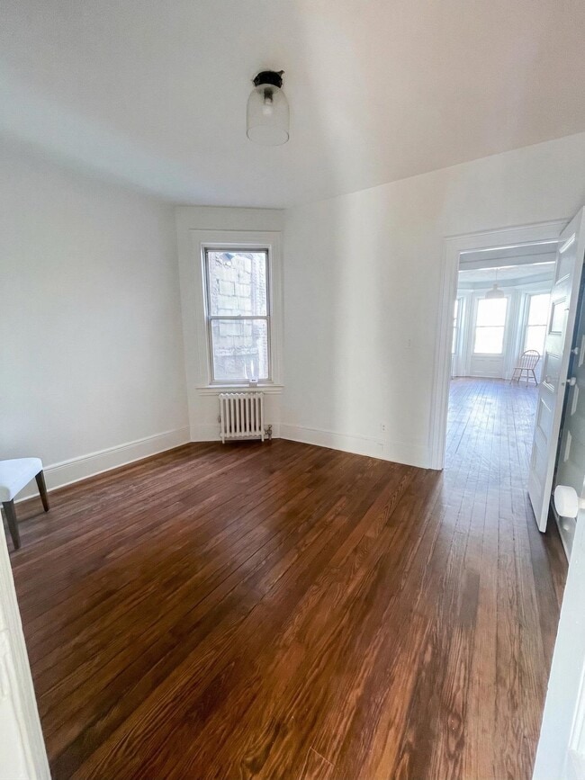 Foto del edificio - 27 48th St