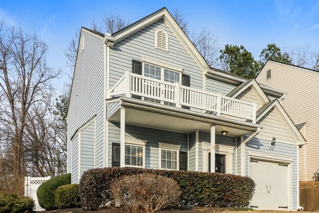 Foto del edificio - 228 Woodland Way