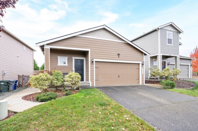 Building Photo - Welcome to Ridgeview Estates – Spacious Home with a Fenced Yard!