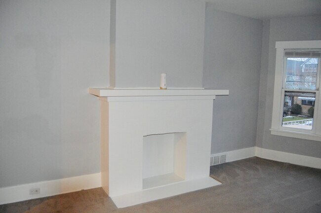 Fireplace - 25 Sterling Ave