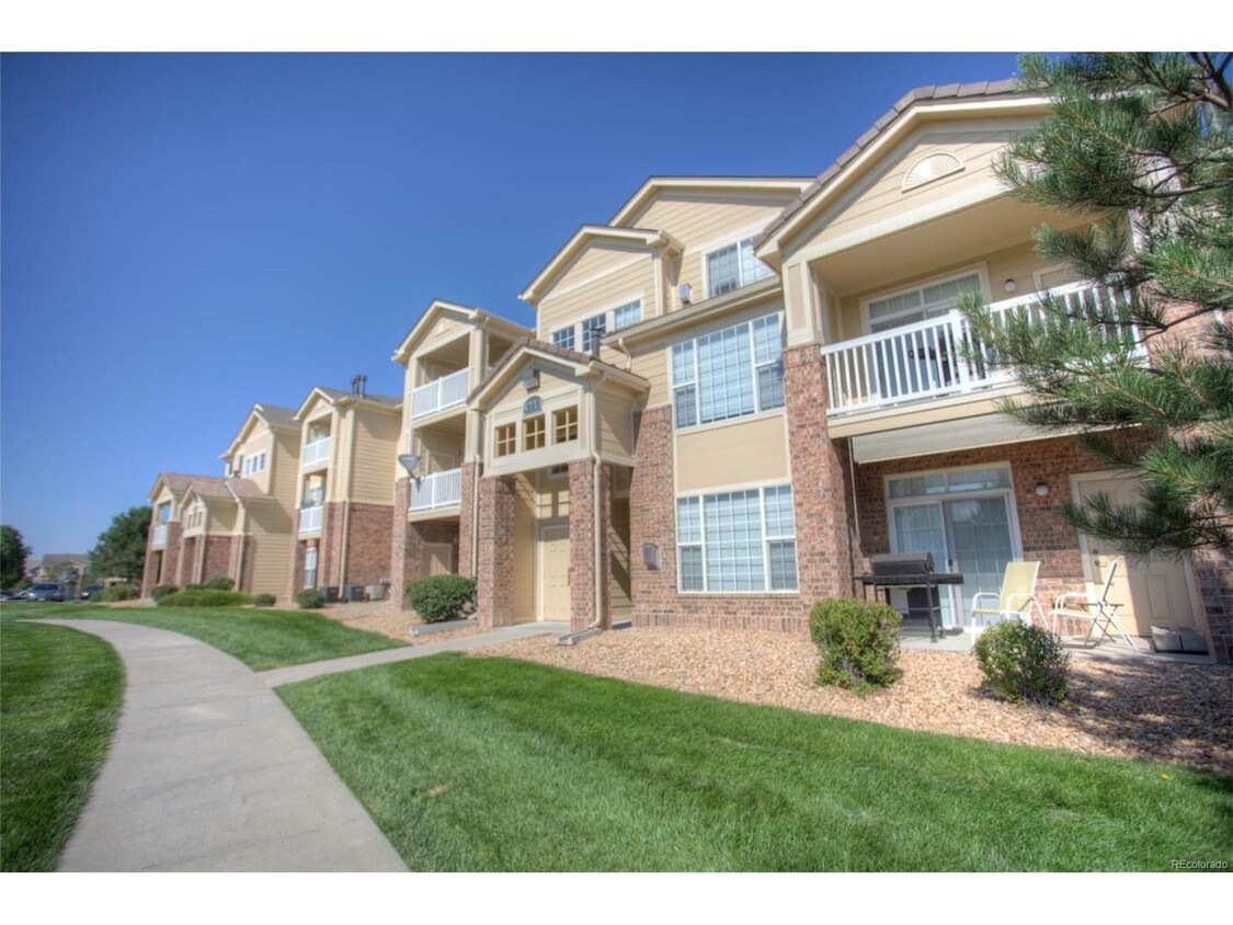 Primary Photo - 5733 N Gibralter Way