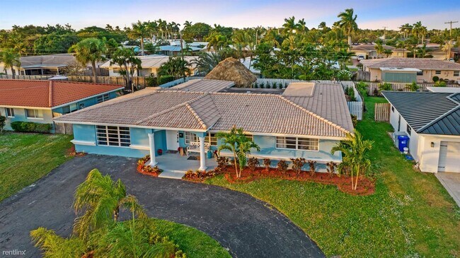 Foto del edificio - 4 br, 3 bath House - 551 SE 14th St