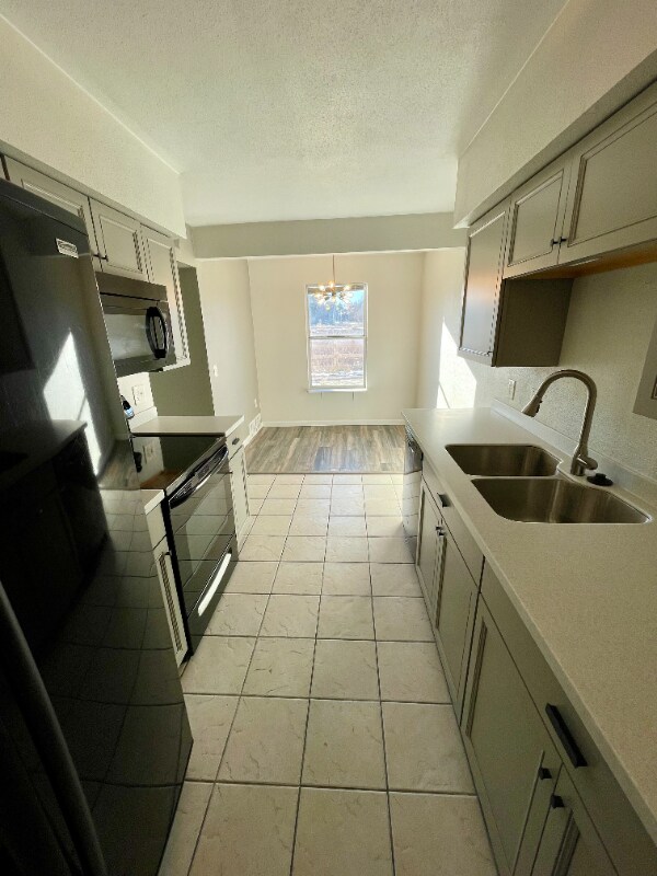 Foto del edificio - 7395 E Eastman Ave