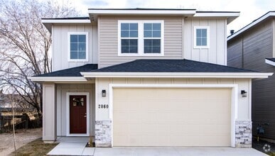Building Photo - 2060 W Bella Ln