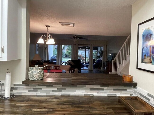 Building Photo - 2222 Circlewood Dr