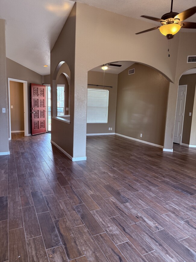 Photo - 10243 W Reade Ave House