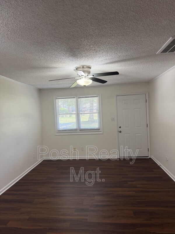 Building Photo - 3517 Old Battleground Rd