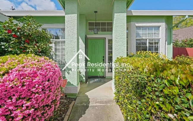 Building Photo - Wonderful 3bd/2ba Antelope Home with 2 Car...