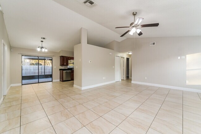 Building Photo - 794 Del Prado Dr