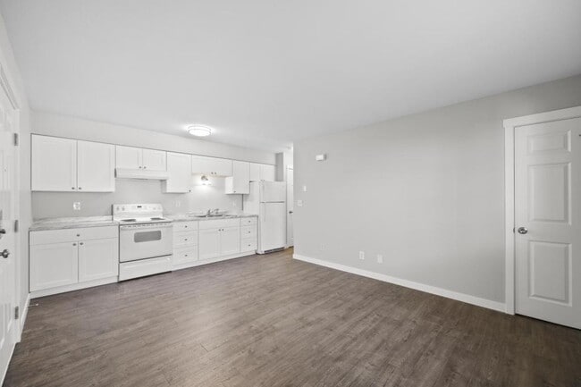 Building Photo - 920 W Entiat Ave