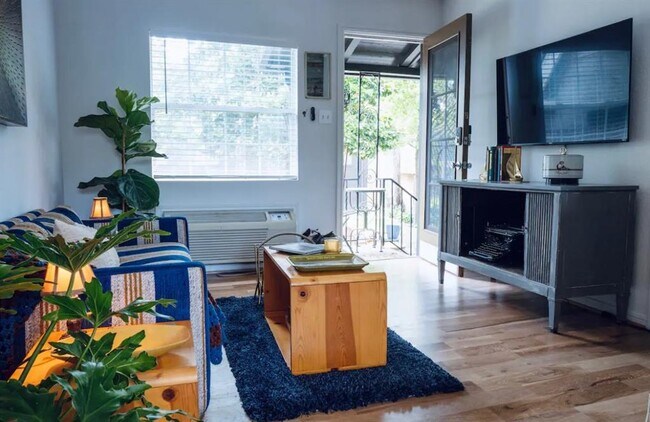 Foto del edificio - 513 E 20th St