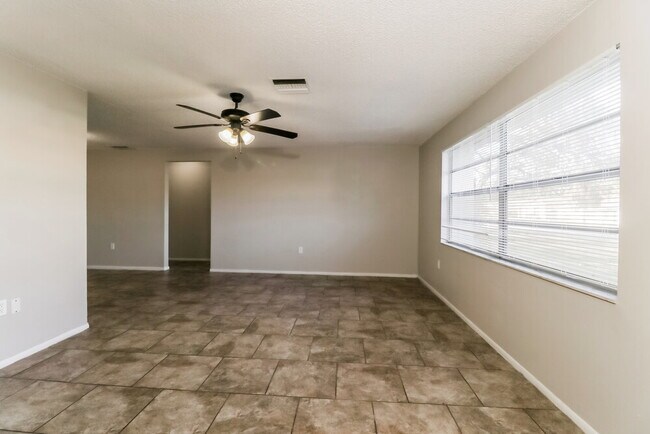 Foto del edificio - 11600 Nature Trail