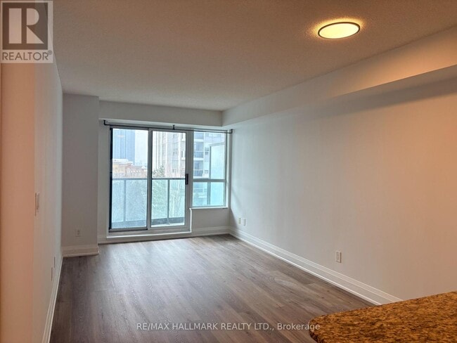 Photo du bâtiment - 20 N Park Rd