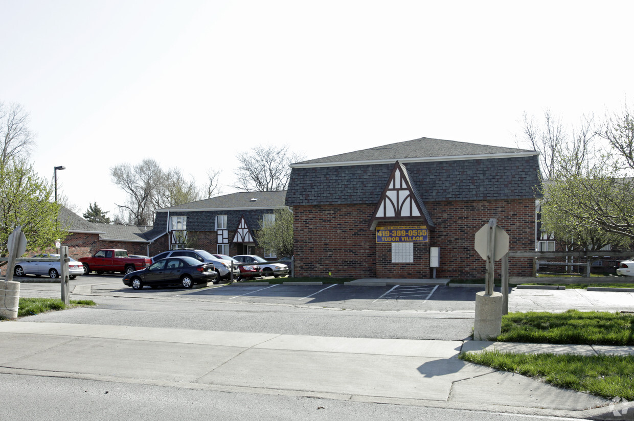 Building Photo - Tudor Village Apartments