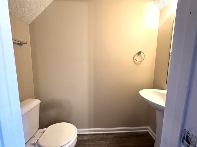 Foto del edificio - Minutes to Camp Lejeune! Pets with Owner Approval!