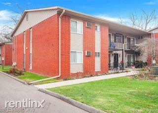 Building Photo - 4021 Benjamin Ave