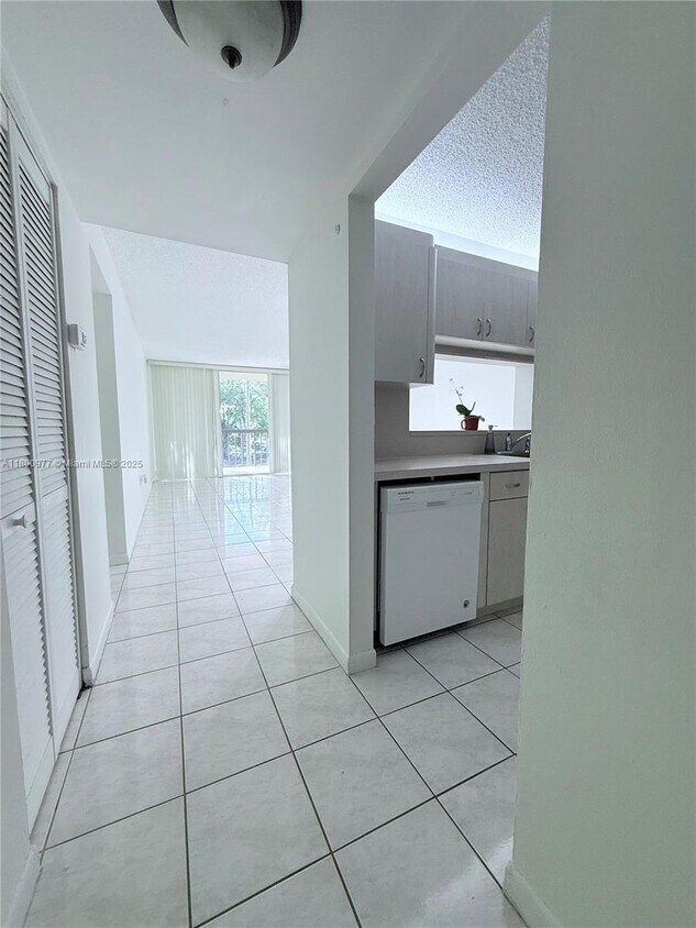 Foto principal - 10835 SW 112th Ave
