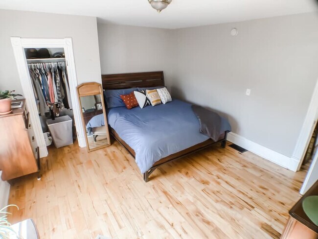 Foto del edificio - 929 Chatham St NW