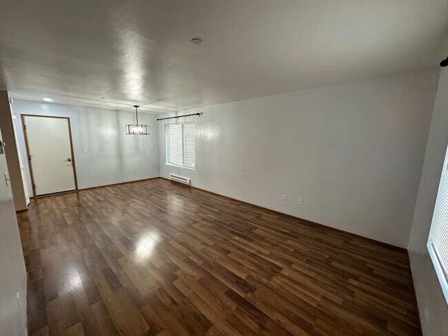 Foto del edificio - 1426 Grant Ave