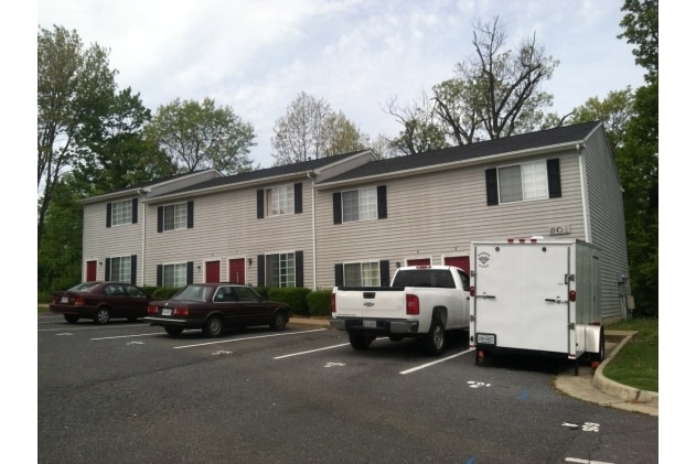 Primary Photo - 601 Hamlet Ave