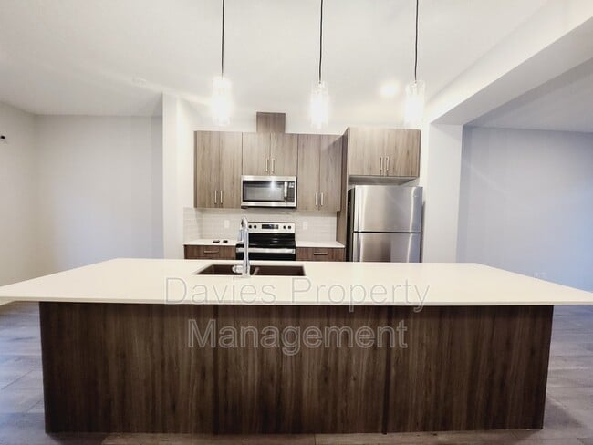 Photo du bâtiment - 804 Welsh Dr SW