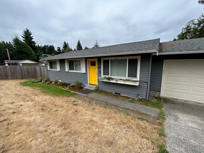 Building Photo - 26027 42nd Ave S