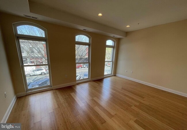Foto del edificio - 532 8th St SE