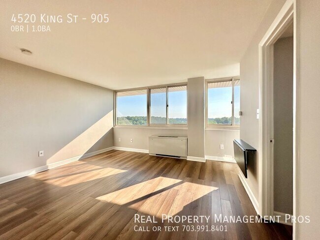Foto del edificio - 4520 King St