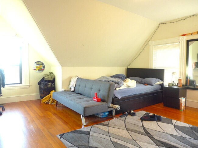 Foto del edificio - 25 Beech Glen St