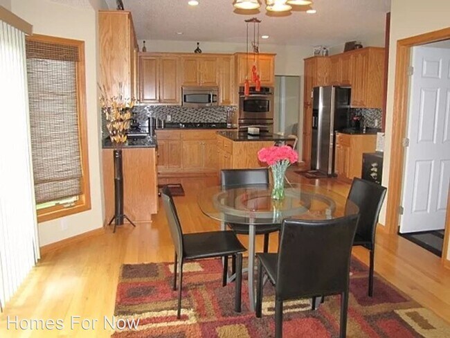 Building Photo - 4 br, 2.5 bath House - 3599 Clare Downs Path
