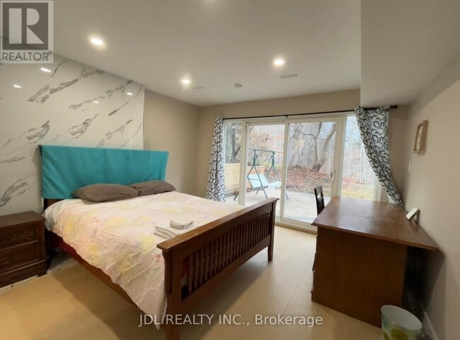 Building Photo - 62 Banstock Dr