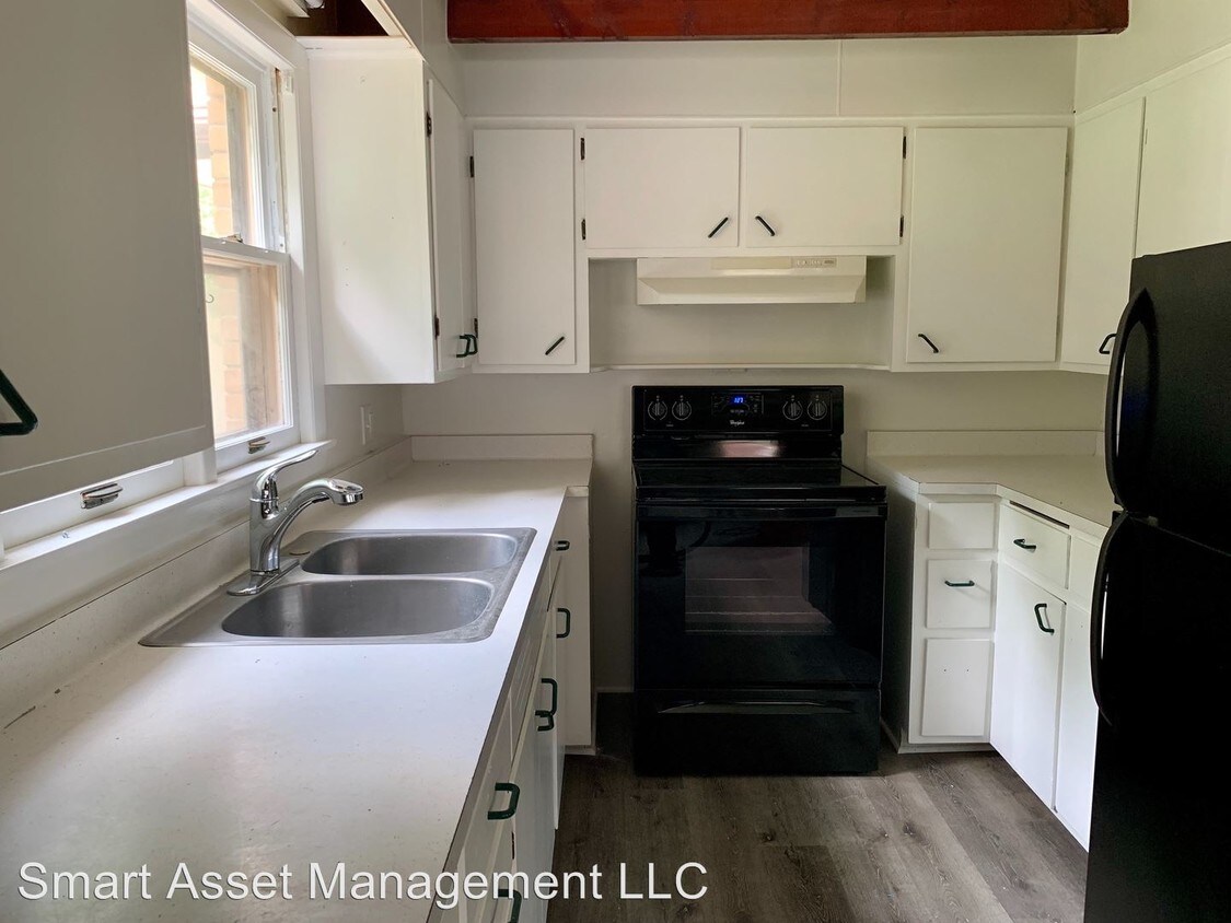 Building Photo - 132 Spring St