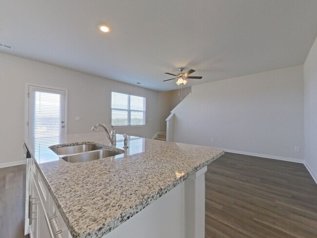 Building Photo - Brand New home AVAILABLE NOW_ Grovetown GA