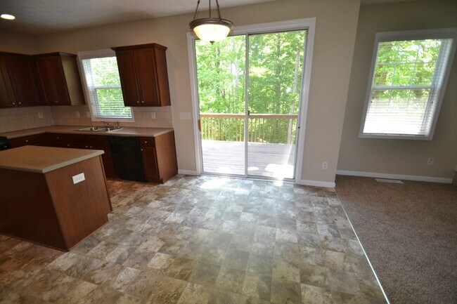 Building Photo - 1602 Waterdance Ln NW
