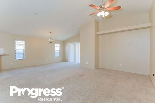Building Photo - 7531 Little Tree Willow Dr