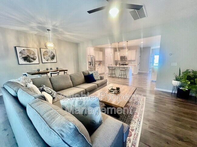 Building Photo - 80 Willow Green Dr