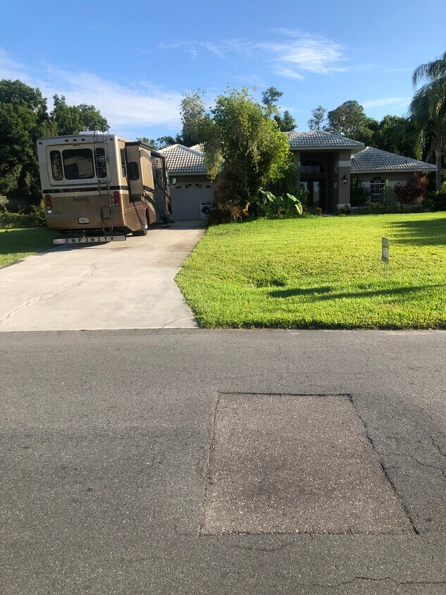 Building Photo - 7831 Deni Dr
