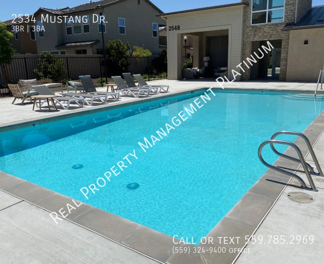 2534 Mustang Dr, Clovis, CA 93612 House Rental in Clovis, CA