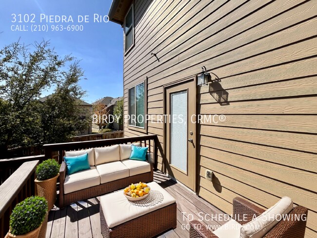 Foto del edificio - "Spacious 3-Bed, 3-Bath Gem in San Antonio...