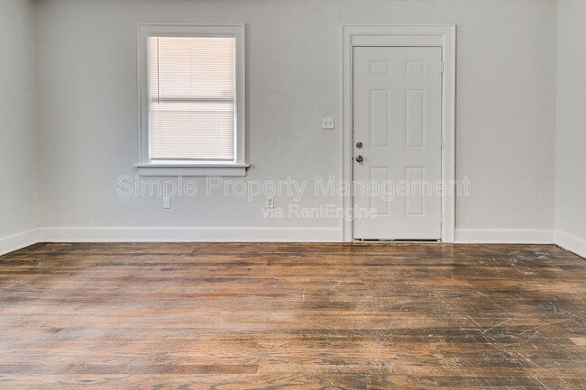 Photo - 944 East Dr Townhome