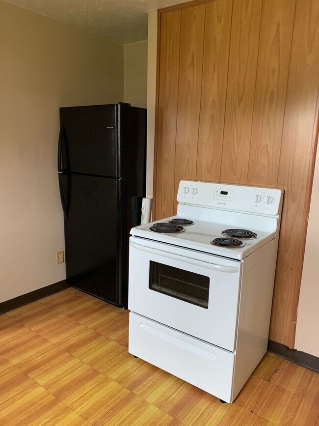 Foto del edificio - 1039 Emerson Ave