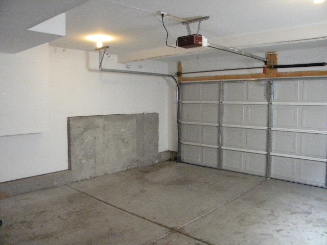 Building Photo - Clearfield Home for Rent